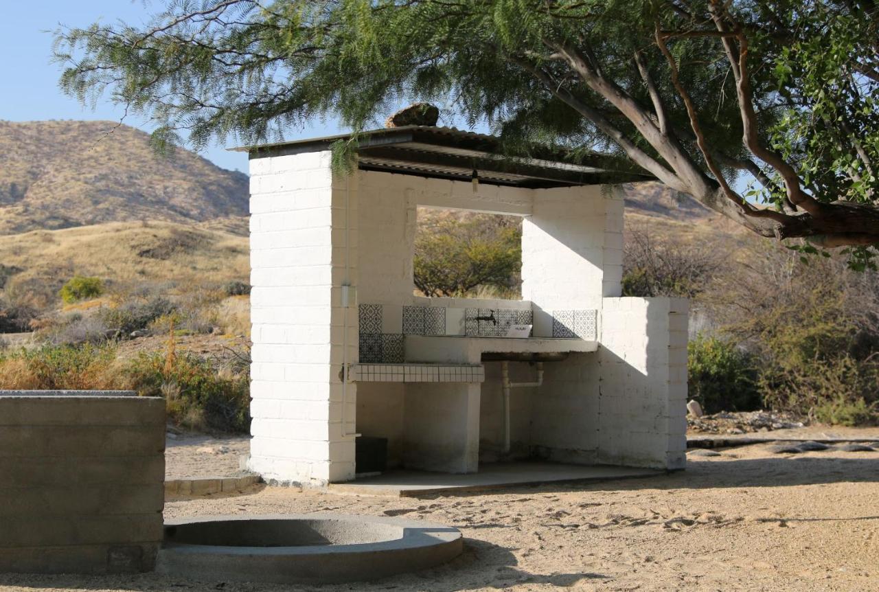Achab Camping Camp Site Usakos المظهر الخارجي الصورة